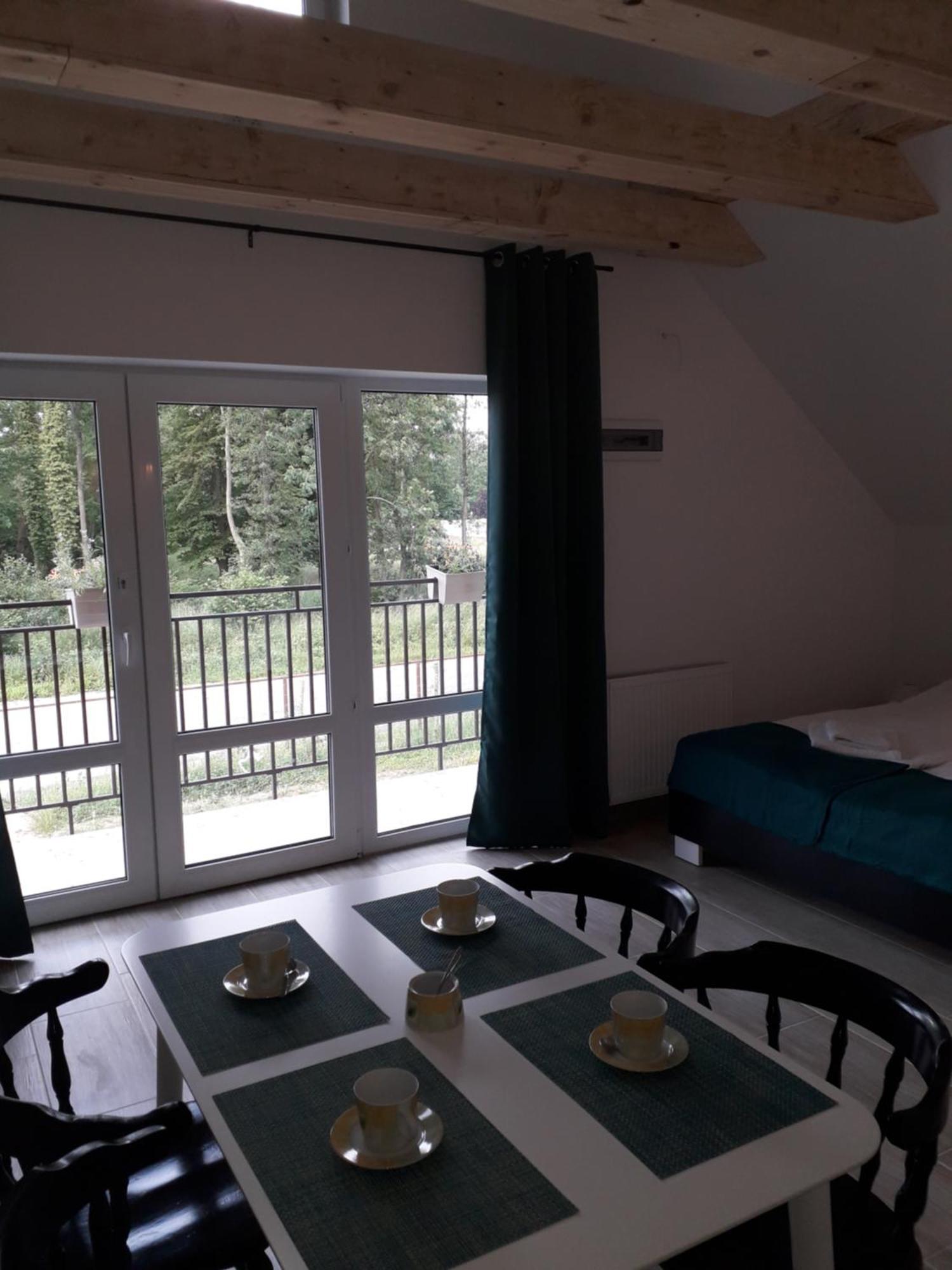 Paprotowka Apartament Wiosenny Paprotno Exteriör bild